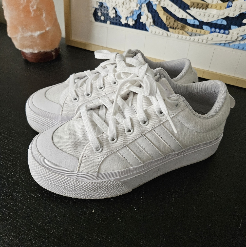 White Casual Sneakers